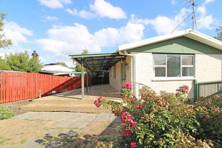Photo of property in 78 Victoria Street, Carterton, 5713