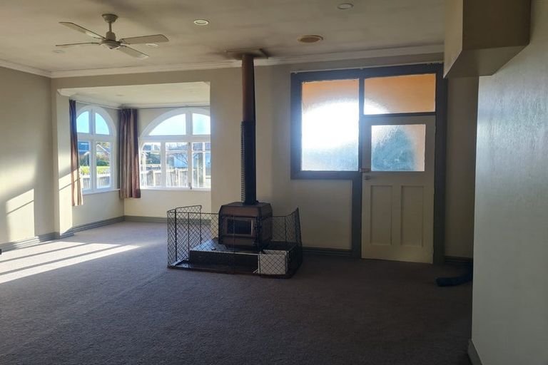 Photo of property in 9 Prince Street, Winton, 9720