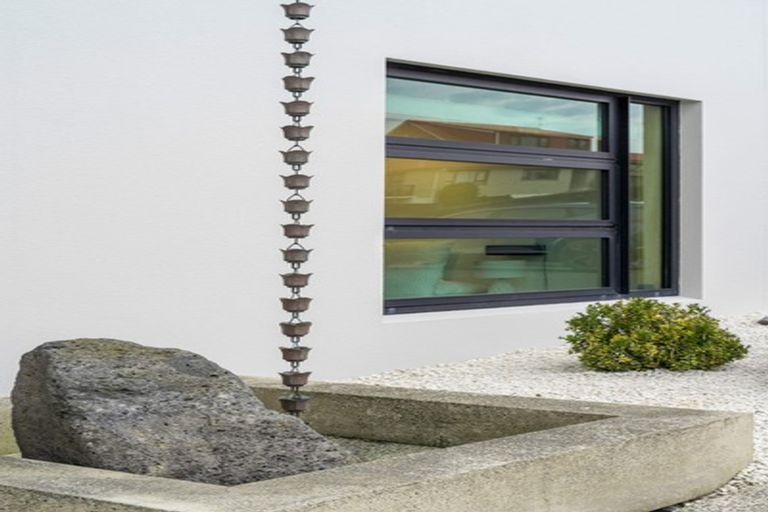 Photo of property in 51 Pacific Parade, Army Bay, Whangaparaoa, 0930