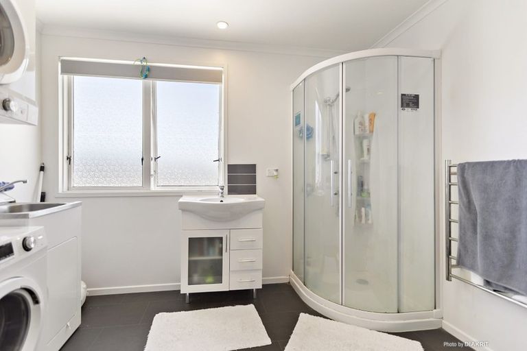 Photo of property in 107 Rongotai Road, Kilbirnie, Wellington, 6022