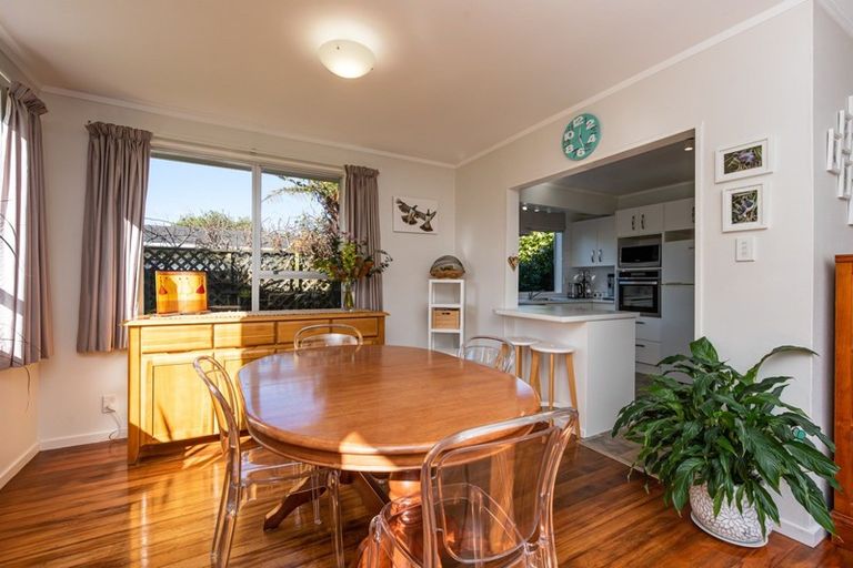 Photo of property in 22 Chums Road, Paraparaumu Beach, Paraparaumu, 5032