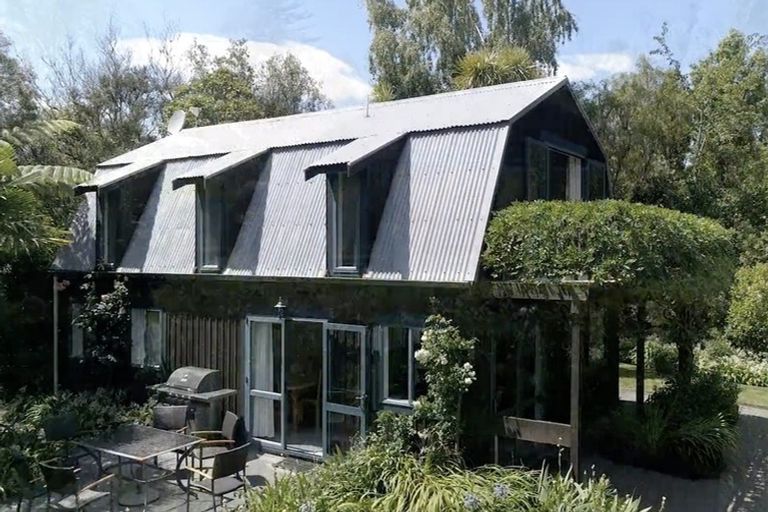 Photo of property in Atholwood Luxury Accommodation, 118 Bronte Road East, Bronte, Upper Moutere, 7173