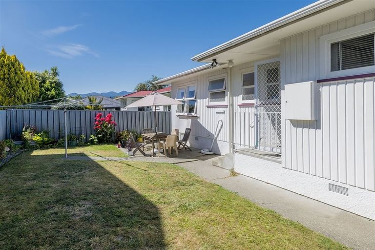 Photo of property in 38 York Street, Levin, 5510