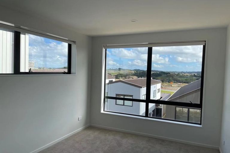 Photo of property in 20 Kea Road, Silverdale, 0932