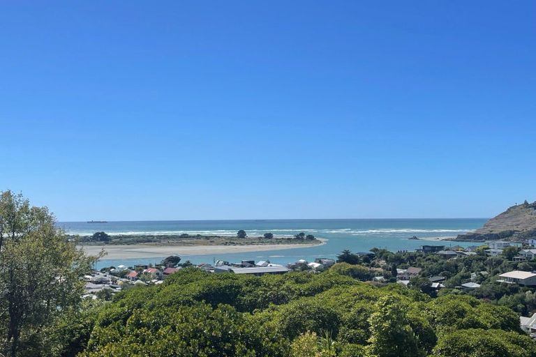 Photo of property in 2 Challenger Lane, Redcliffs, Christchurch, 8081