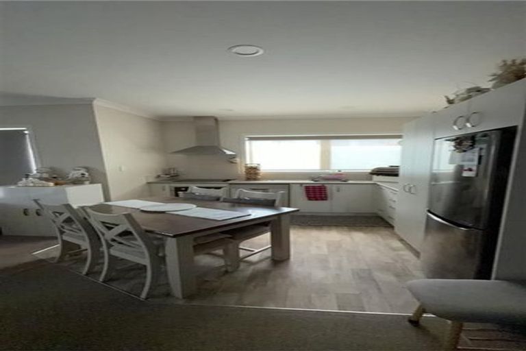 Photo of property in 2/2 Lambert Court, Glenview, Hamilton, 3206