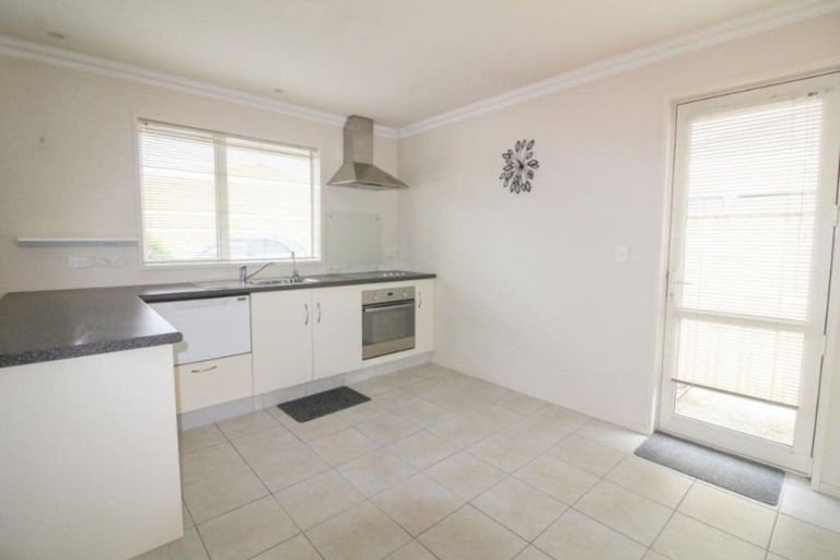 Photo of property in 4/4 Reid Avenue, Mosgiel, 9024