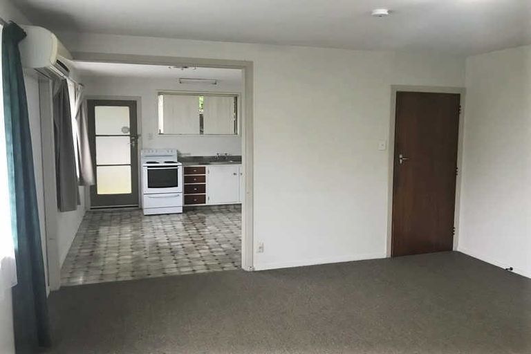 Photo of property in 3/402 Hereford Street, Linwood, Christchurch, 8011