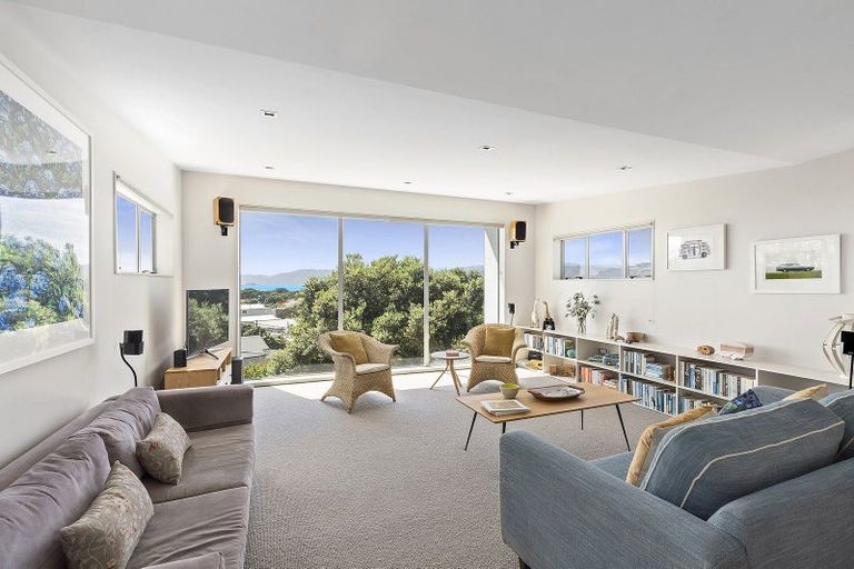 Photo of property in 4 Pinnacle Street, Seatoun, Wellington, 6022