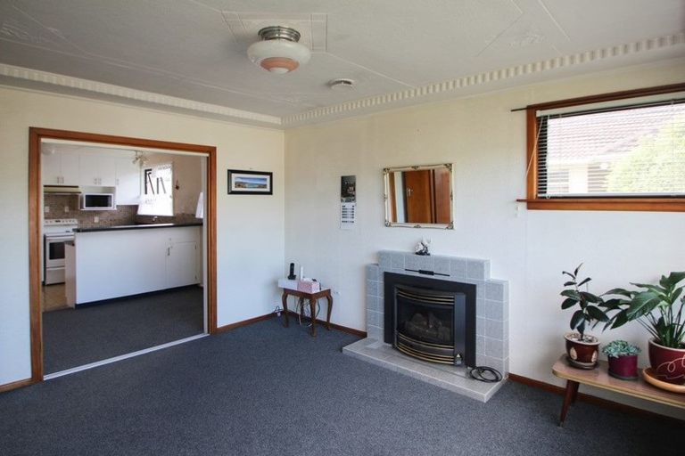 Photo of property in 6 Oxford Street, Holmes Hill, Oamaru, 9401