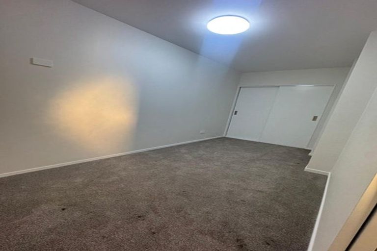 Photo of property in 14 Hurstbourn Priors, Goodwood Heights, Auckland, 2105