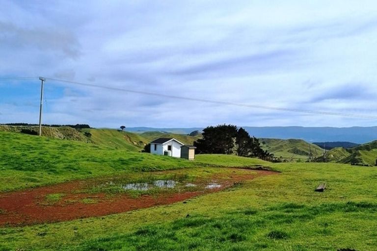 Photo of property in 1265 Babylon Coast Road, Omamari, Dargaville, 0373