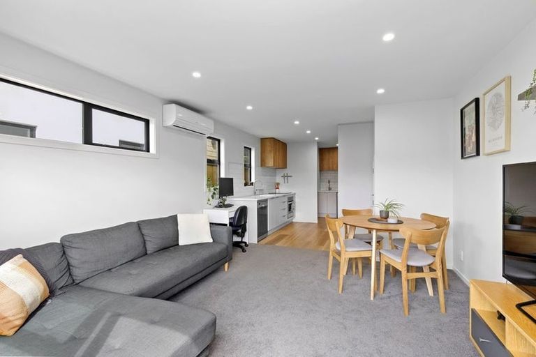 Photo of property in 8/489 Riverside Drive, Fairfield, Lower Hutt, 5011