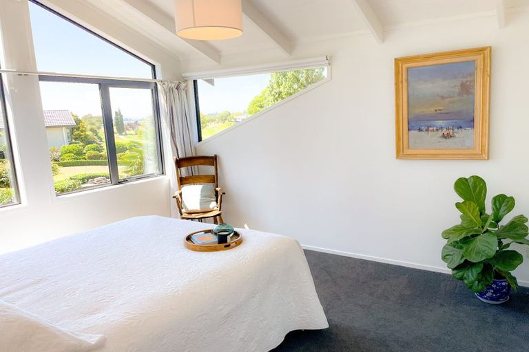 Photo of property in 52 Links View Drive, Omokoroa, 3114