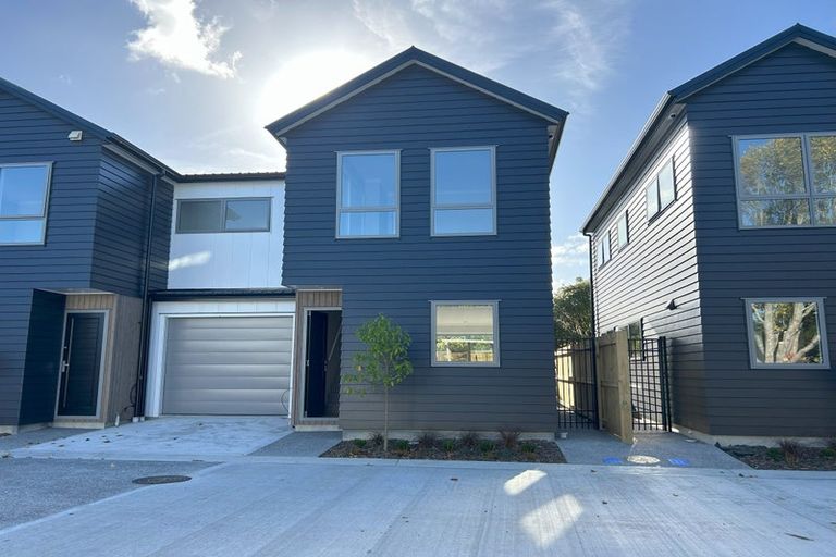 Photo of property in 4/10 Marion Street, Silverstream, Upper Hutt, 5019