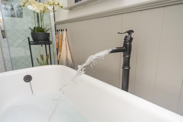 Photo of property in 93 Pukepapa Road, Marton, 4710