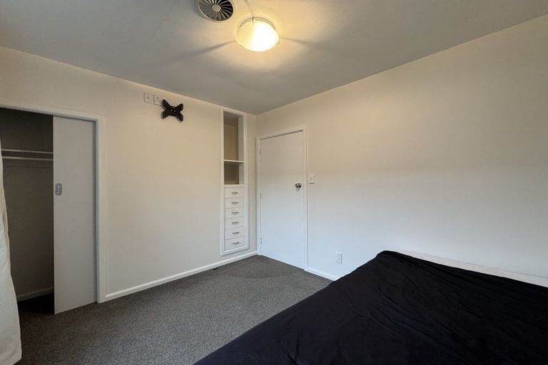 Photo of property in 11 Whelan Place, Hei Hei, Christchurch, 8042