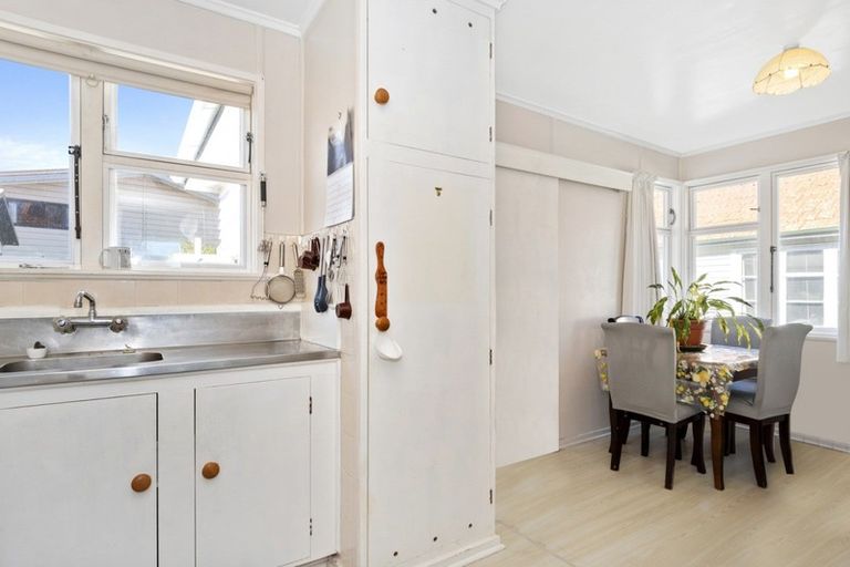 Photo of property in 12 Anzac Road, Gate Pa, Tauranga, 3112