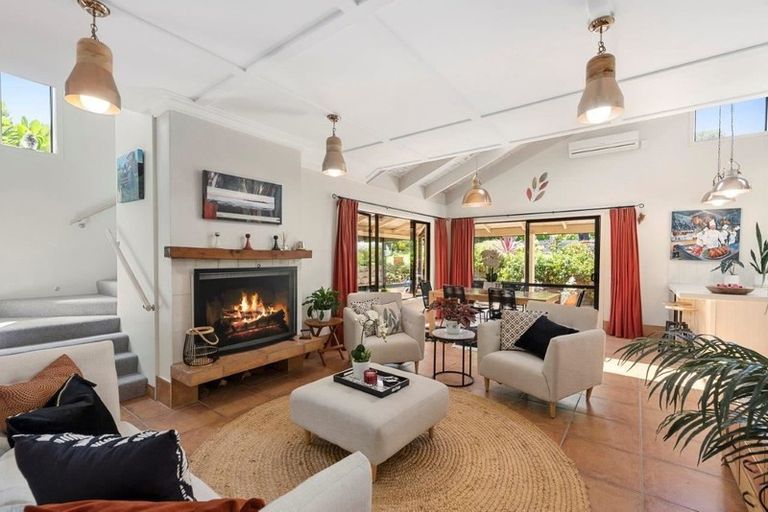 Photo of property in 7 Taiata Street, Waikanae Beach, Waikanae, 5036