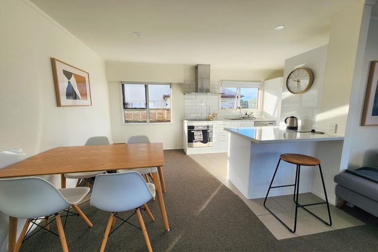 Photo of property in 2/46a Moana Avenue, Onehunga, Auckland, 1061