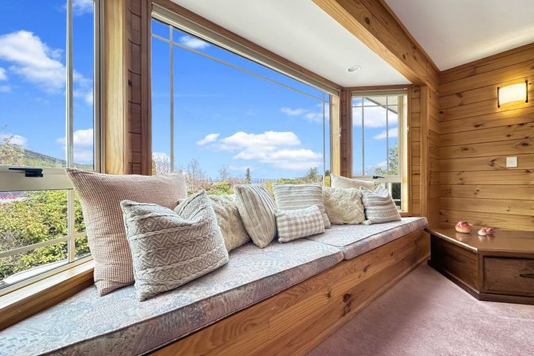 Photo of property in 31 Angela Place, Kinloch, Taupo, 3377