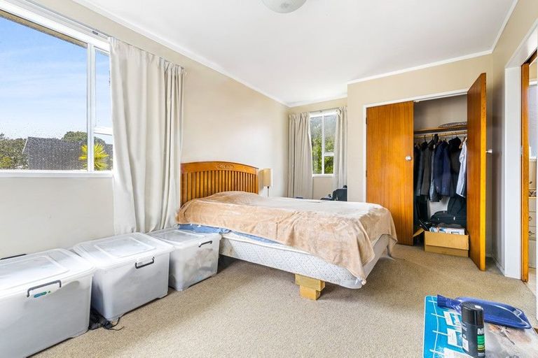 Photo of property in 26 Parrs Cross Road, Henderson, Auckland, 0612
