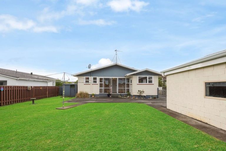 Photo of property in 13 Exeter Crescent, Springvale, Whanganui, 4501