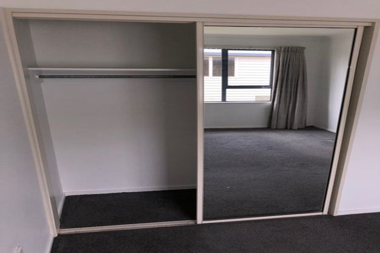 Photo of property in 21 Stedley Place, Heathcote Valley, Christchurch, 8022