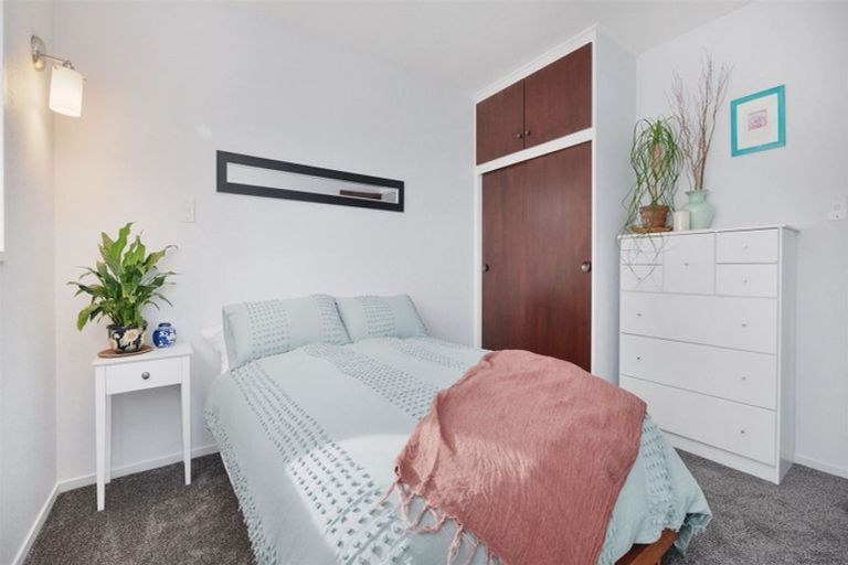 Photo of property in 111a Estuary Road, South New Brighton, Christchurch, 8062