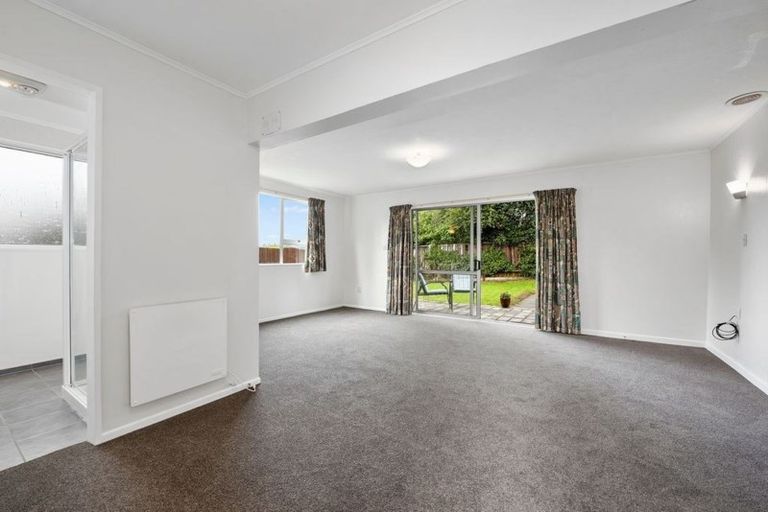 Photo of property in 8 Dawn Grove, Brown Owl, Upper Hutt, 5018