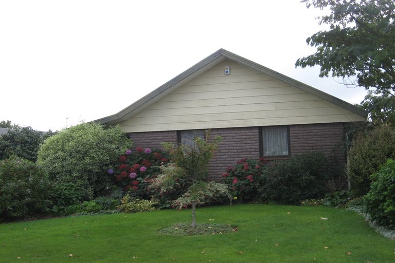 Photo of property in 18 Lodge Place, Ilam, Christchurch, 8041