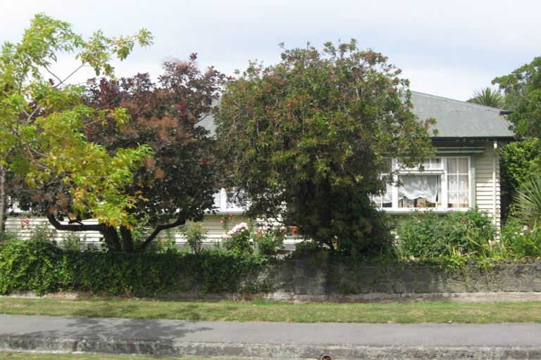 Photo of property in 122 Chapter Street, St Albans, Christchurch, 8052