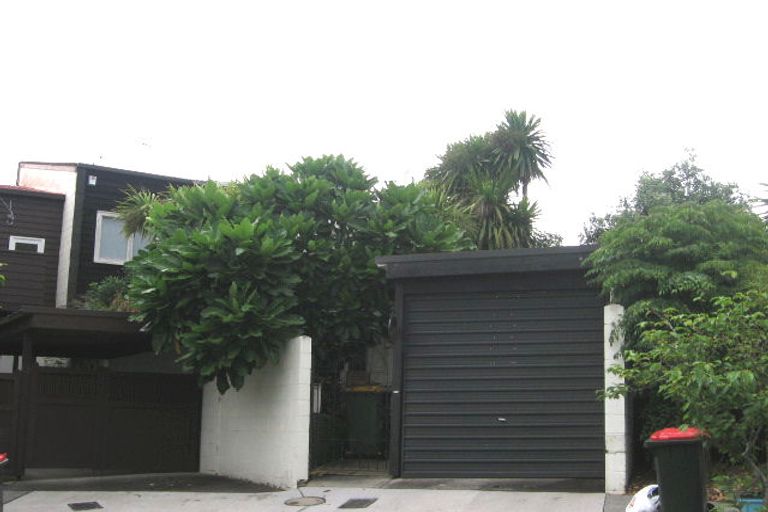 Photo of property in 29 Gwilliam Place, Freemans Bay, Auckland, 1011
