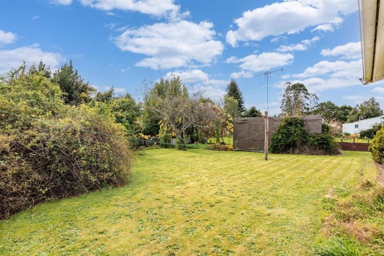 Photo of property in 13 Newman Road, Eketahuna, 4900