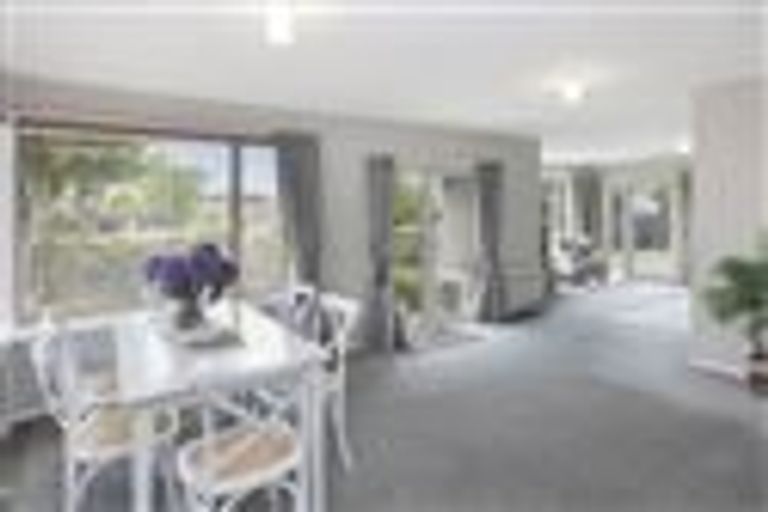 Photo of property in 63 Hounslow Street, Ilam, Christchurch, 8041