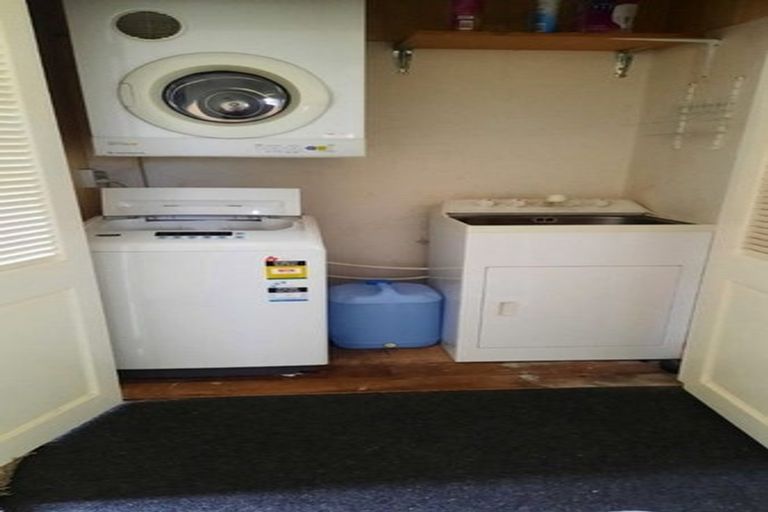 Photo of property in 44 Mount Pleasant Road, Aro Valley, Wellington, 6012