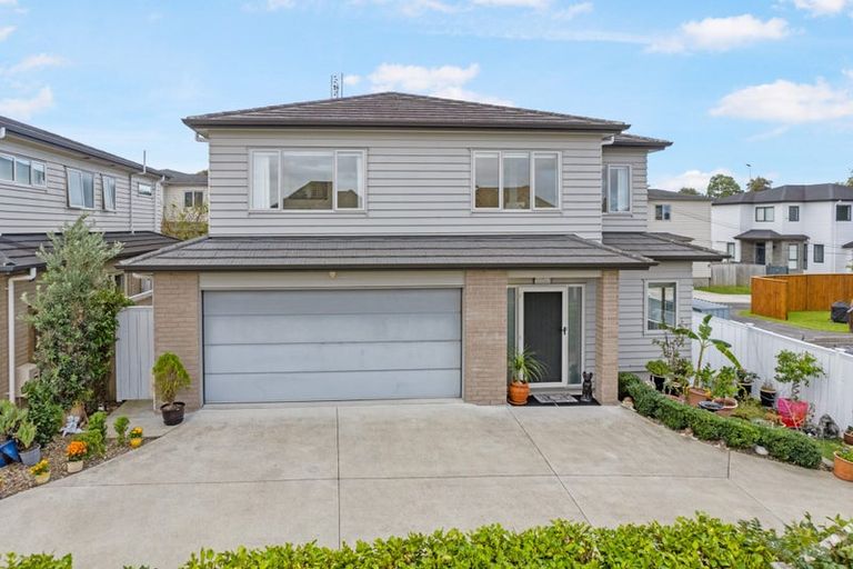 Photo of property in 126c Wellington Street, Howick, Auckland, 2014