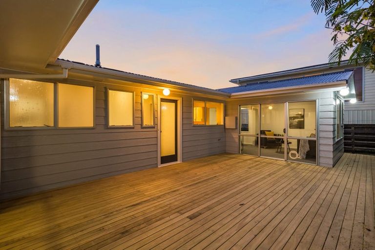 Photo of property in 6 Tregear Place, Camborne, Porirua, 5026