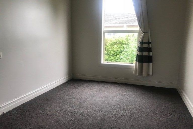 Photo of property in 42 Hamilton Street, East Gore, Gore, 9710