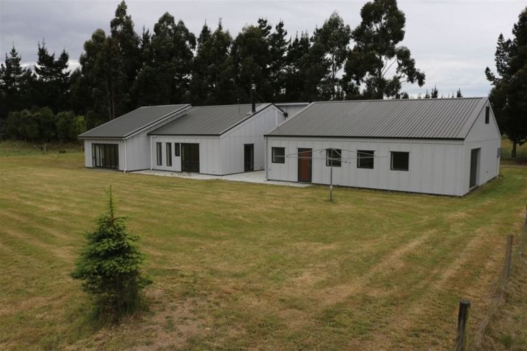 Photo of property in 59 Robertsons Road, Balcairn, Rangiora, 7477