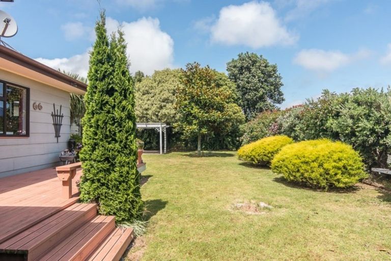 Photo of property in 40 Belvedere Avenue, Waikanae, 5036