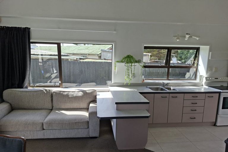 Photo of property in 3/24 Great South Road, Papakura, 2110