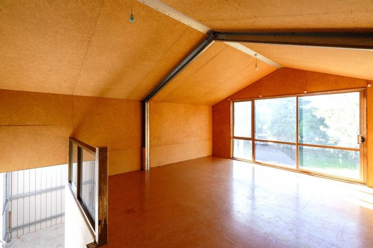 Photo of property in 9 Tirimoana Place, Te Awanga, 4102