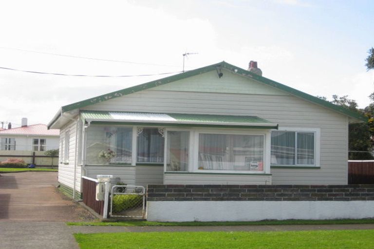 Photo of property in 139 Ngamotu Road, Spotswood, New Plymouth, 4310