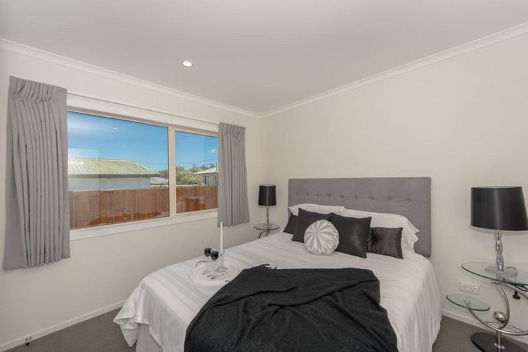 Photo of property in 26 Carrington Avenue, Hillcrest, Hamilton, 3216