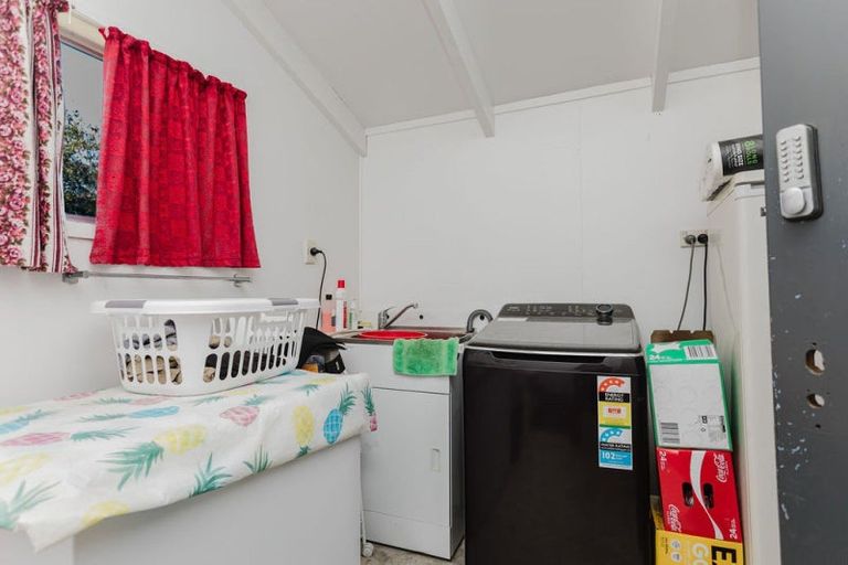 Photo of property in 10 Carlson Street, Dannevirke, 4930