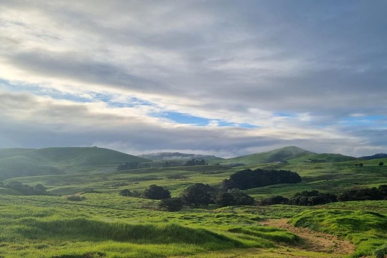 Photo of property in 6 Country Heights Terrace, Kaiwaka, 0573