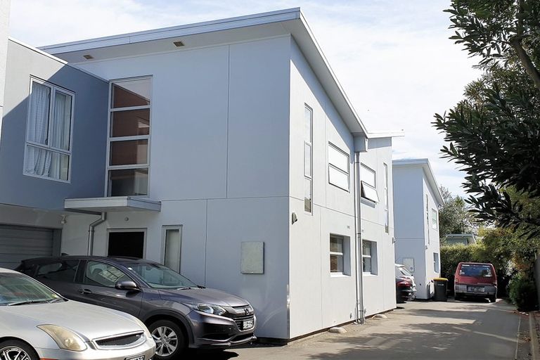 Photo of property in 30e Lyndon Street, Riccarton, Christchurch, 8041