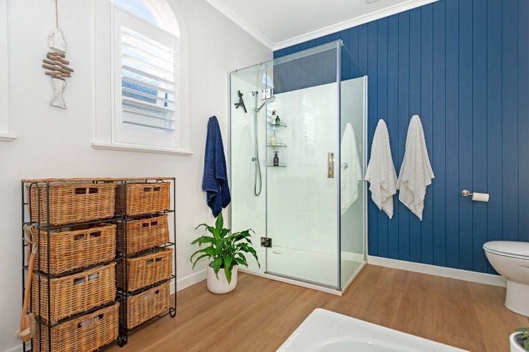 Photo of property in 116 Whitaker Street, Whataupoko, Gisborne, 4010