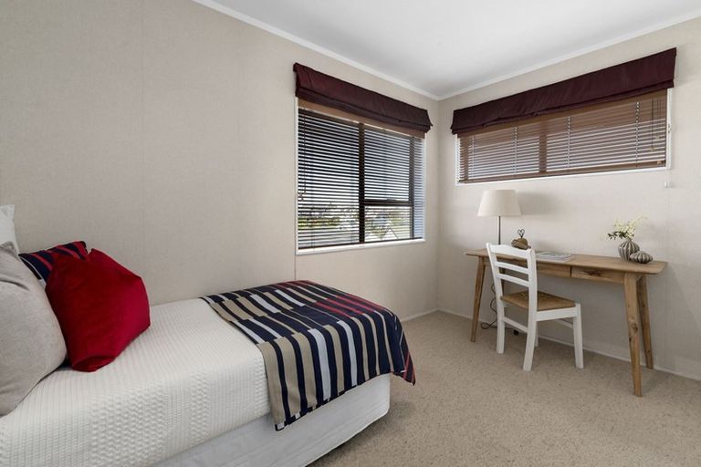 Photo of property in 1/8 Harley Road, Hauraki, Auckland, 0622